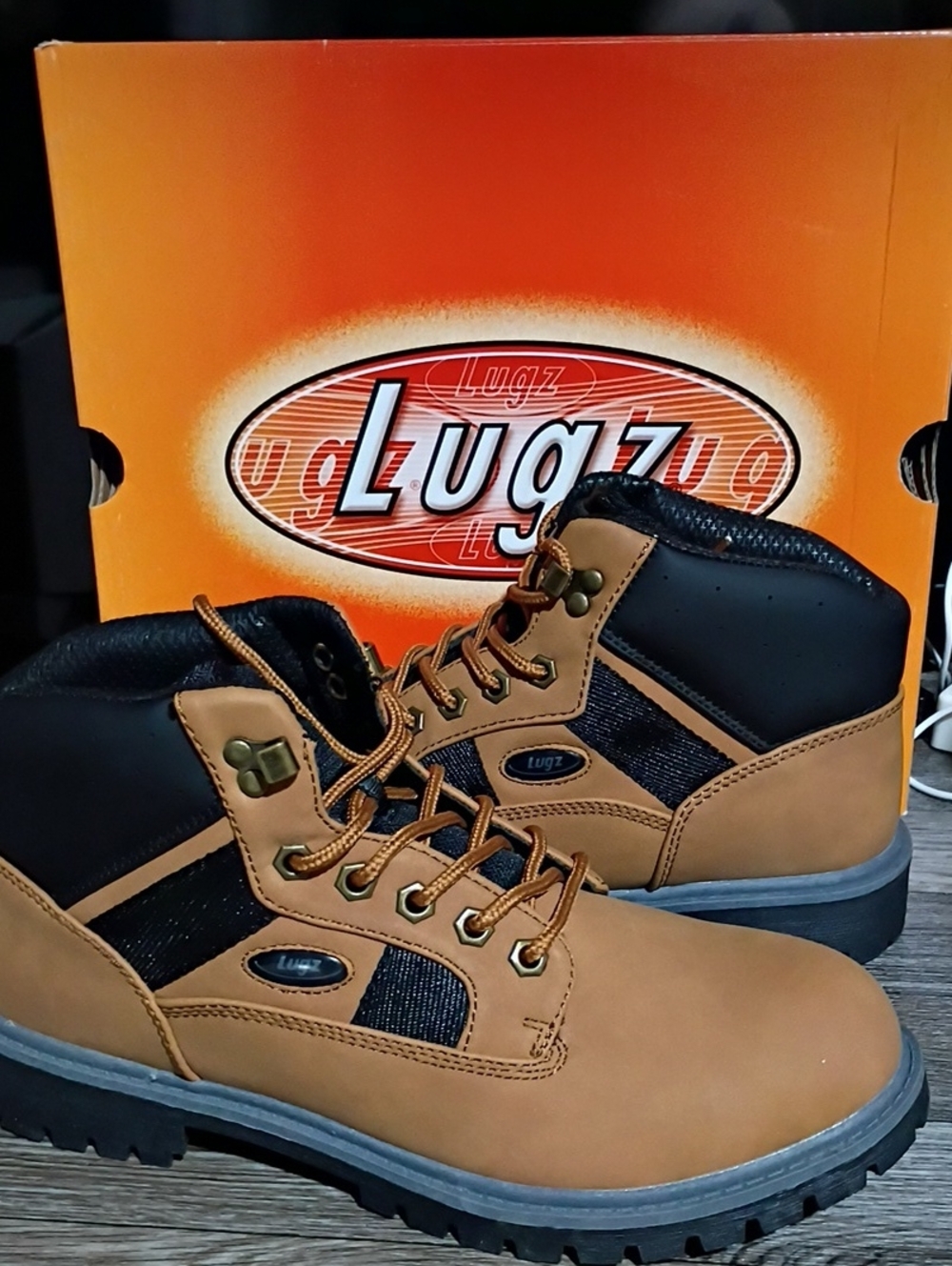 Lugz Men's Tan and Black Lace-Up Work Boots